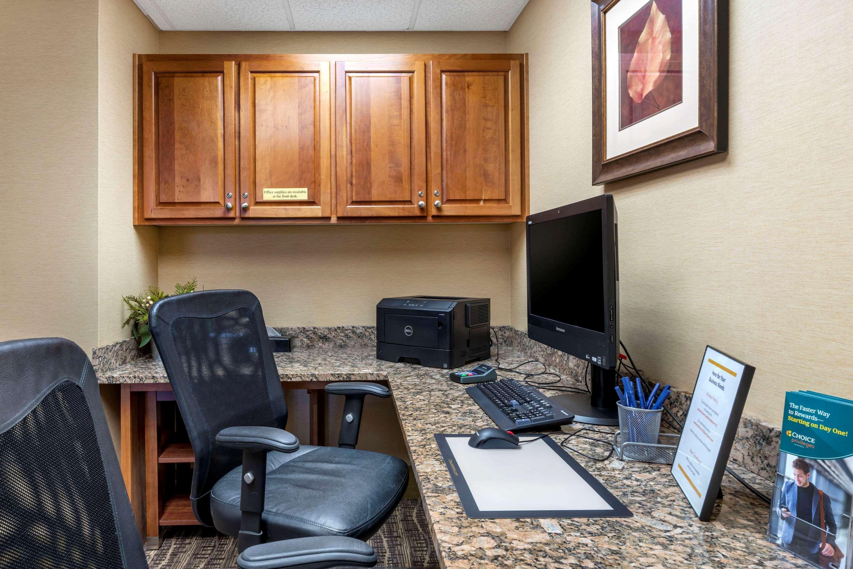 Comfort Suites Γιουτζίν Εξωτερικό φωτογραφία